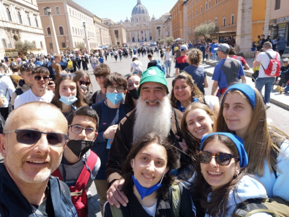 padre marzio e giovani